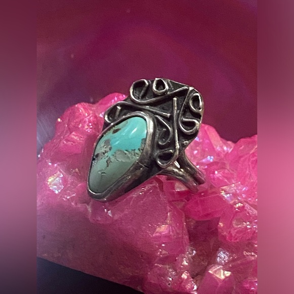 Vintage Native Sterling Silver Large Turquoise Stamped H Ring #7803 - Picture 5 of 7